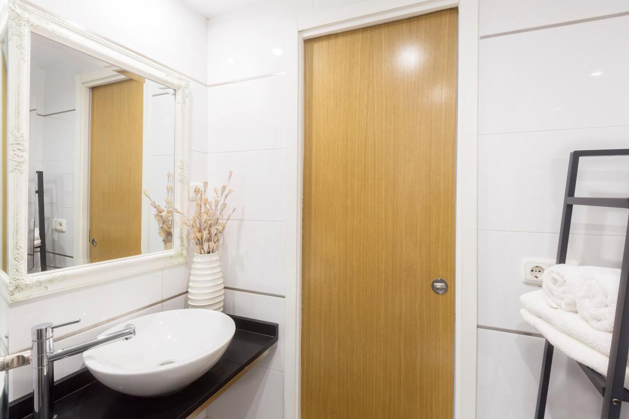 La Marina Suite Málaga Eksteriør billede