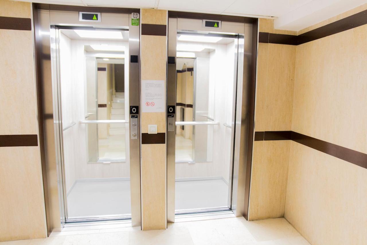 La Marina Suite Málaga Eksteriør billede